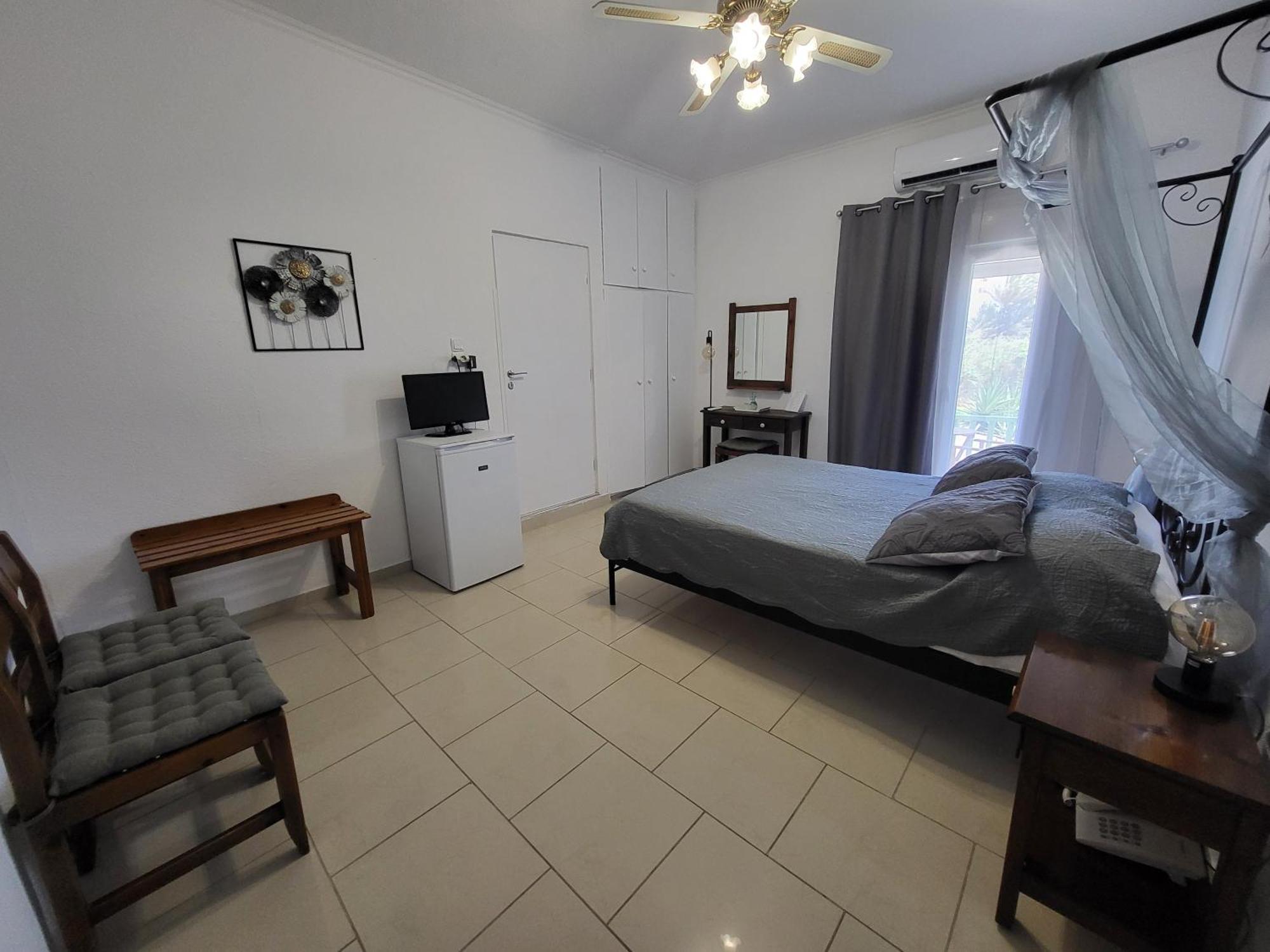 Liogerma Hotel Adamantas  Bagian luar foto